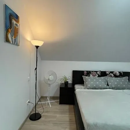 In Schoenbrunn Schonbrunn (Baden-Wurttemberg)